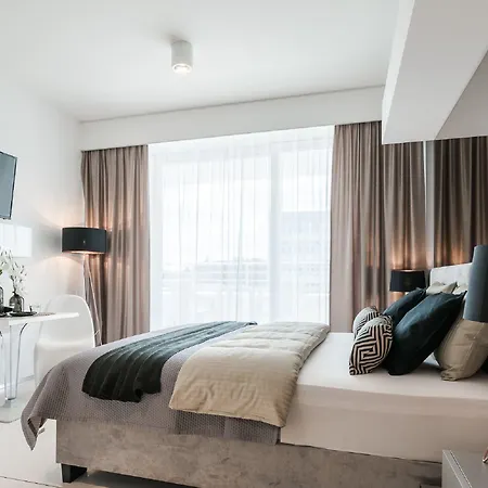 Absynt Ovo Hotel