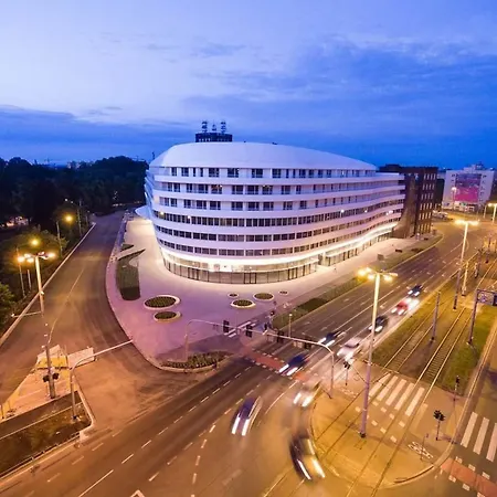 Hotel Absynt Ovo